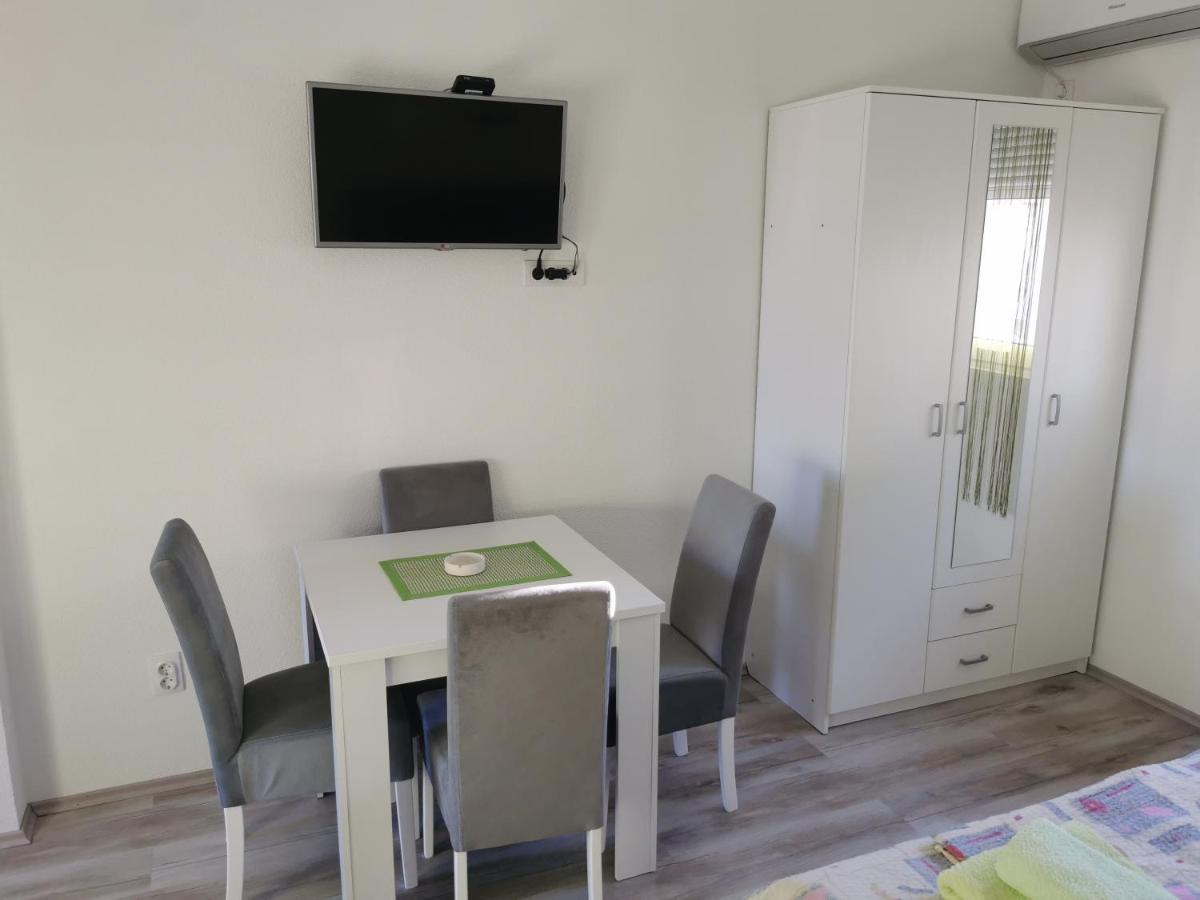 Apartmani Manila, Vauceri, Terme-Popust, Akva Park-Popust, Garazno Mesto วรินรัชกา บานยา ภายนอก รูปภาพ